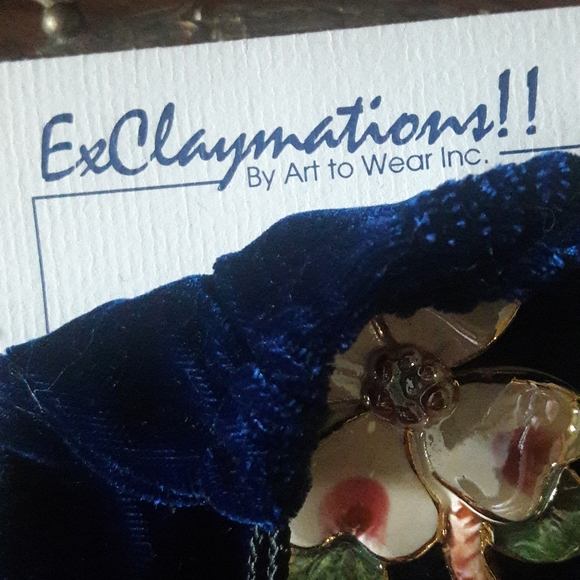 STUNNING, UNWORN "EXCLAYMATIONS, 22 K TRIM BROOCH! - Picture 4 of 13